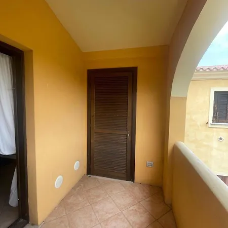 Bilocale Con Piscina - Olbia 別荘